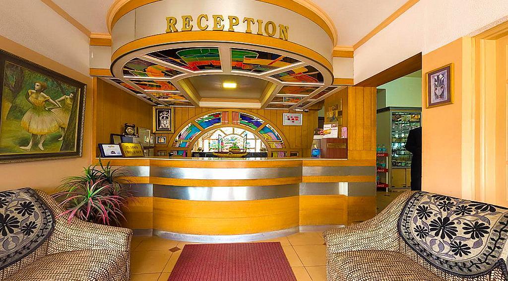 Hotel Silver Oak Ооти Екстериор снимка