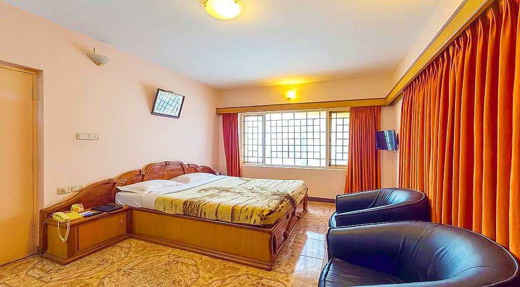 Hotel Silver Oak Ооти Екстериор снимка