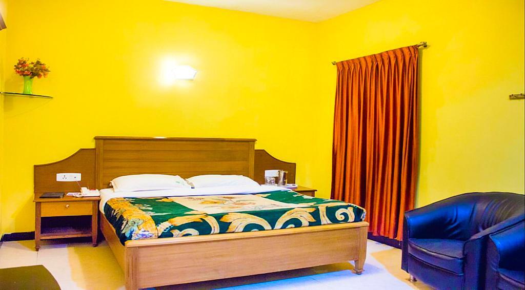 Hotel Silver Oak Ооти Екстериор снимка