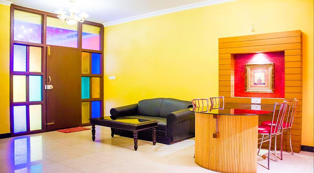 Hotel Silver Oak Ооти Екстериор снимка